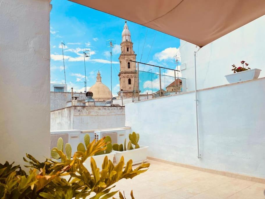Torre Dalu' - A Due Passi Dalla Spiaggia Di Porta Vecchia, Con Terrazzo Privato E Netflix Monopoli Bagian luar foto